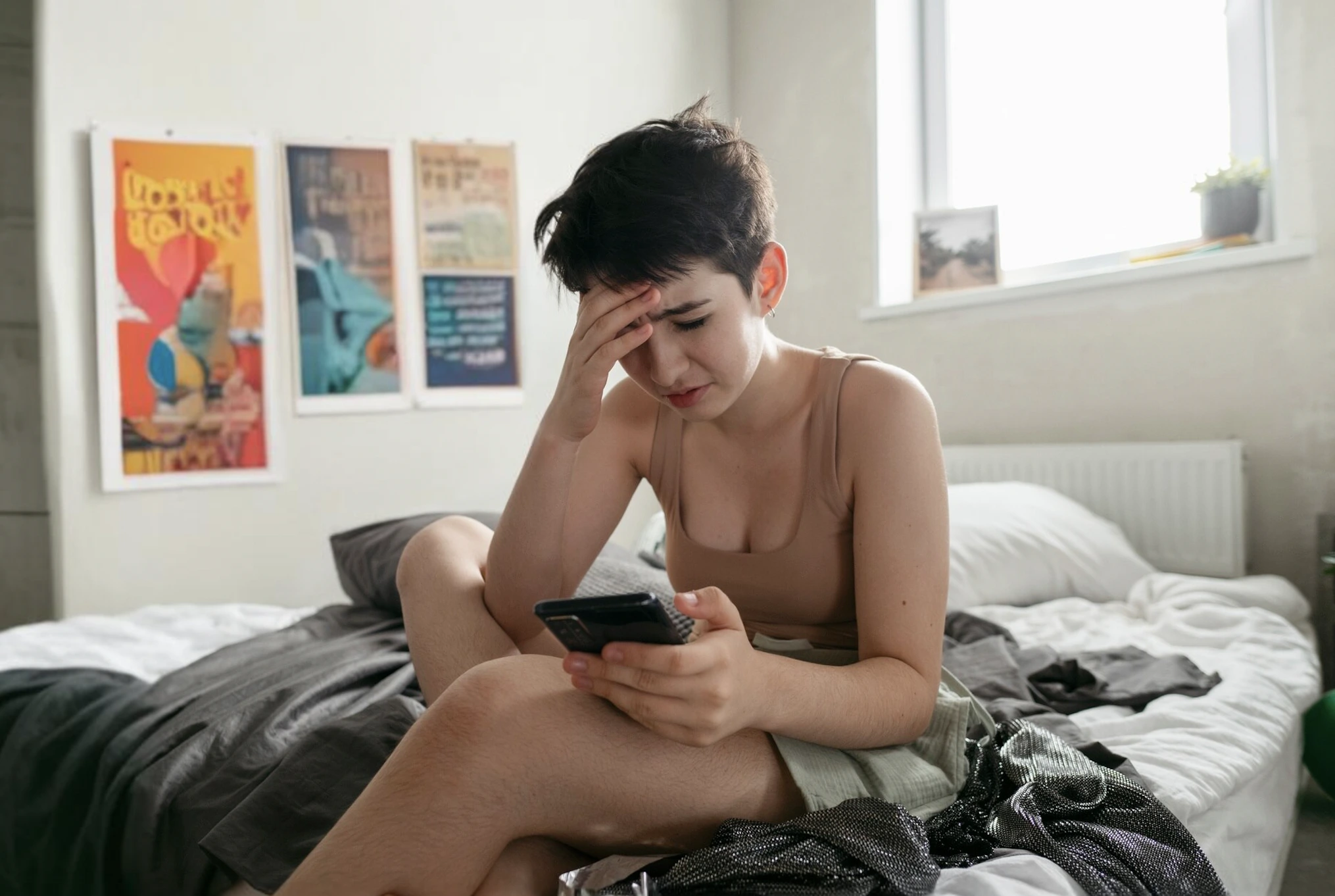 Instagram lanserer nye funksjoner for &aring; bekjempe sextorsjonssvindel rettet mot ten&aring;ringer
